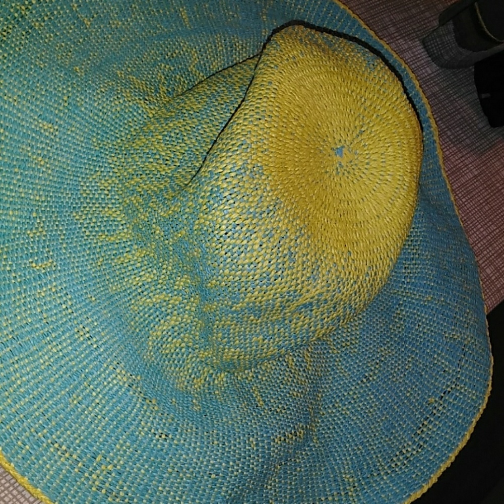Sun hat - Picture 3 of 3